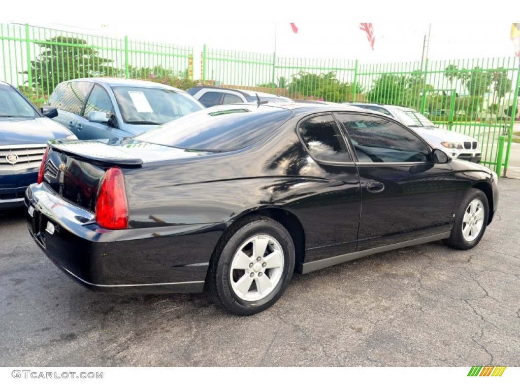 2006 Monte Carlo LT - Black / Ebony photo #24