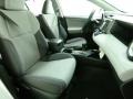 Super White - RAV4 XLE Photo No. 46