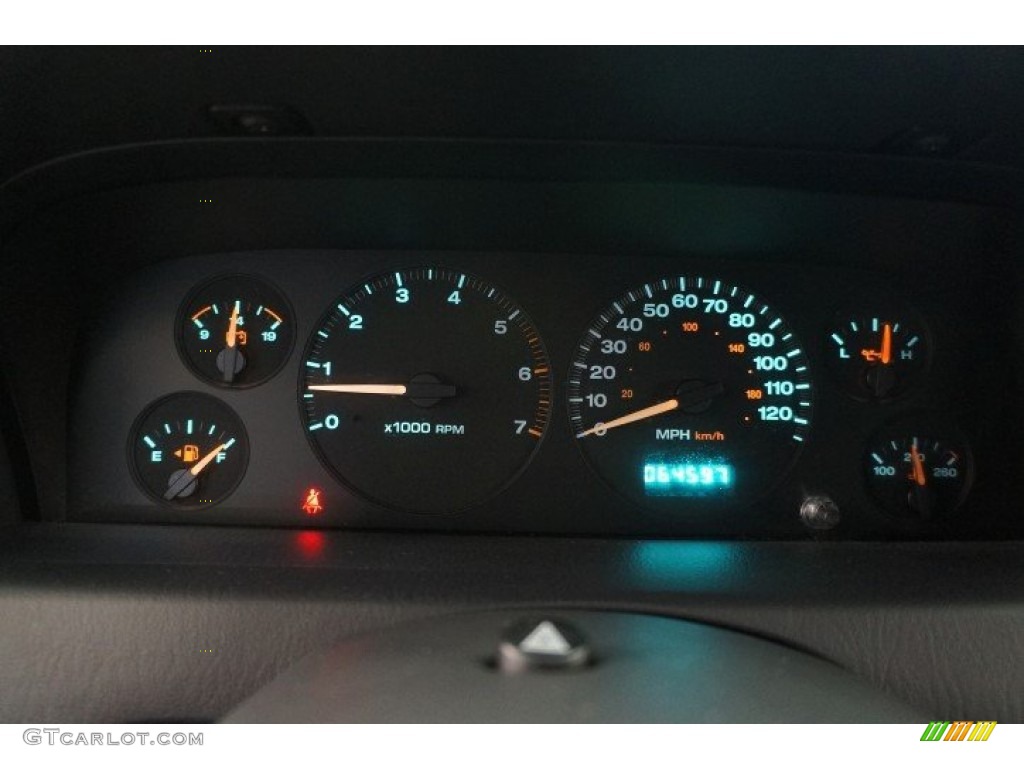 2004 Grand Cherokee Laredo 4x4 - Inferno Red Pearl / Dark Slate Gray photo #25