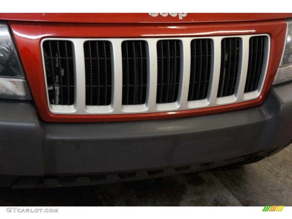 2004 Grand Cherokee Laredo 4x4 - Inferno Red Pearl / Dark Slate Gray photo #36