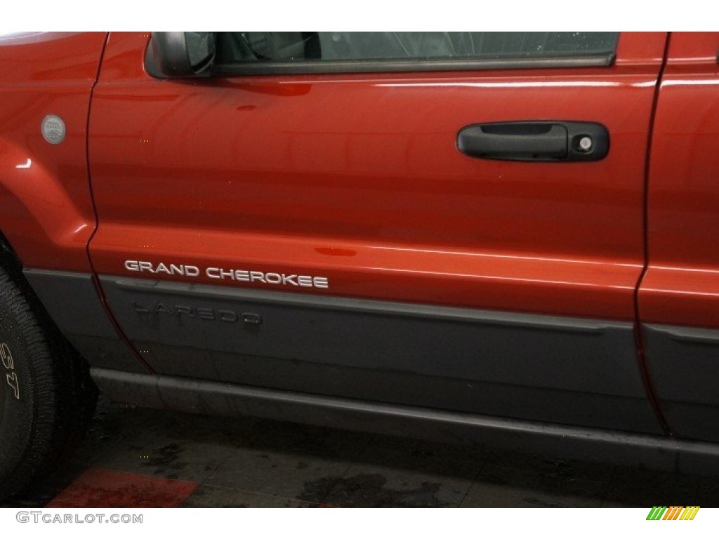 2004 Grand Cherokee Laredo 4x4 - Inferno Red Pearl / Dark Slate Gray photo #55