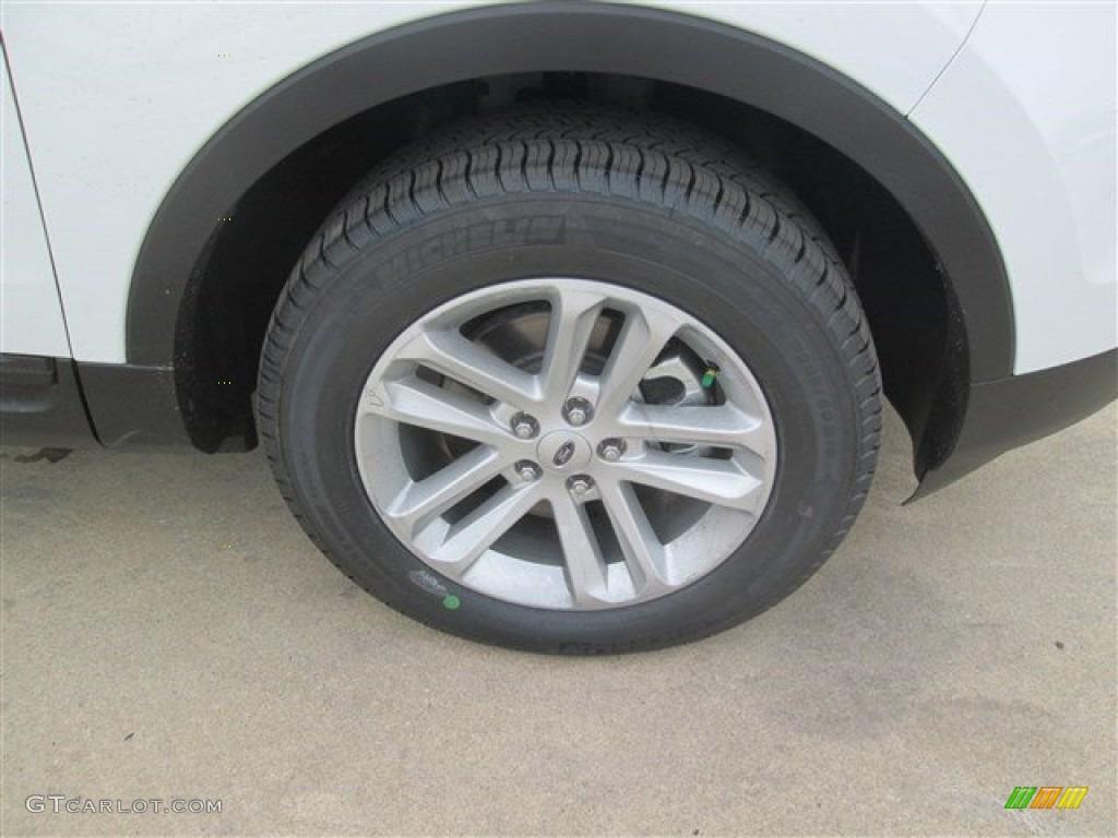 2015 Explorer FWD - Oxford White / Medium Light Stone photo #3