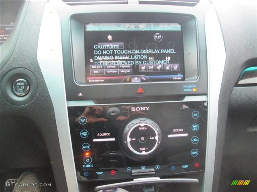 2015 Explorer Limited - Ingot Silver / Charcoal Black photo #26