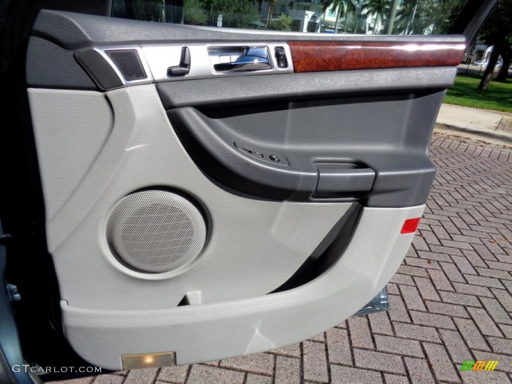 2007 Chrysler Pacifica Touring Door Panel Photos