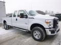 Oxford White - F350 Super Duty XL Super Cab 4x4 Photo No. 2
