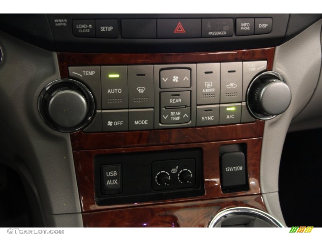 2012 Toyota Highlander Hybrid 4WD Controls Photo #100543958