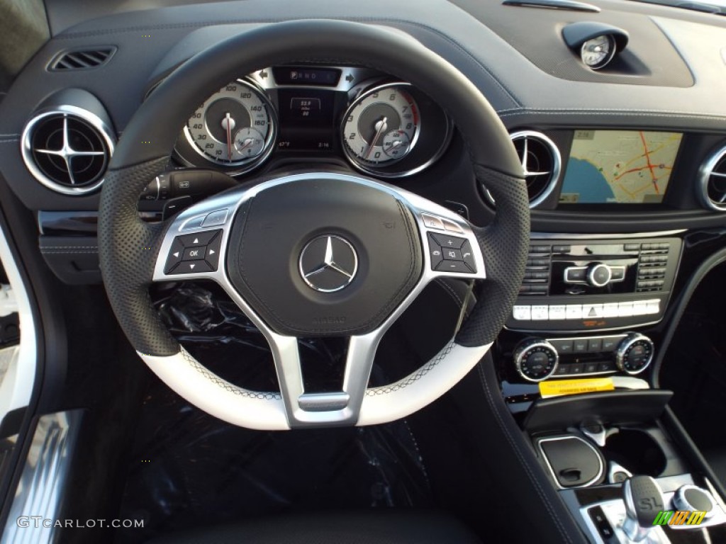 2015 Mercedes-Benz SL 550 White Arrow Edition Roadster Steering Wheel Photos