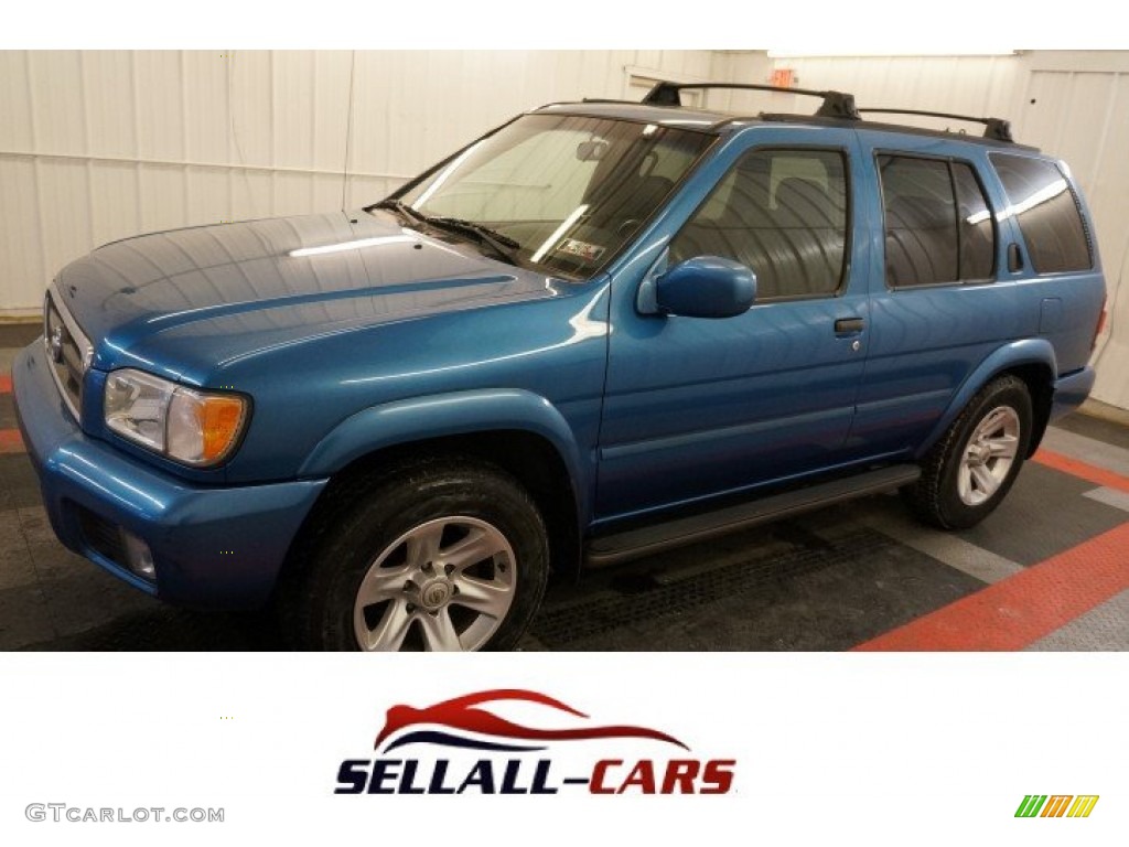 2003 Pathfinder LE 4x4 - Crystal Blue Metallic / Charcoal photo #1