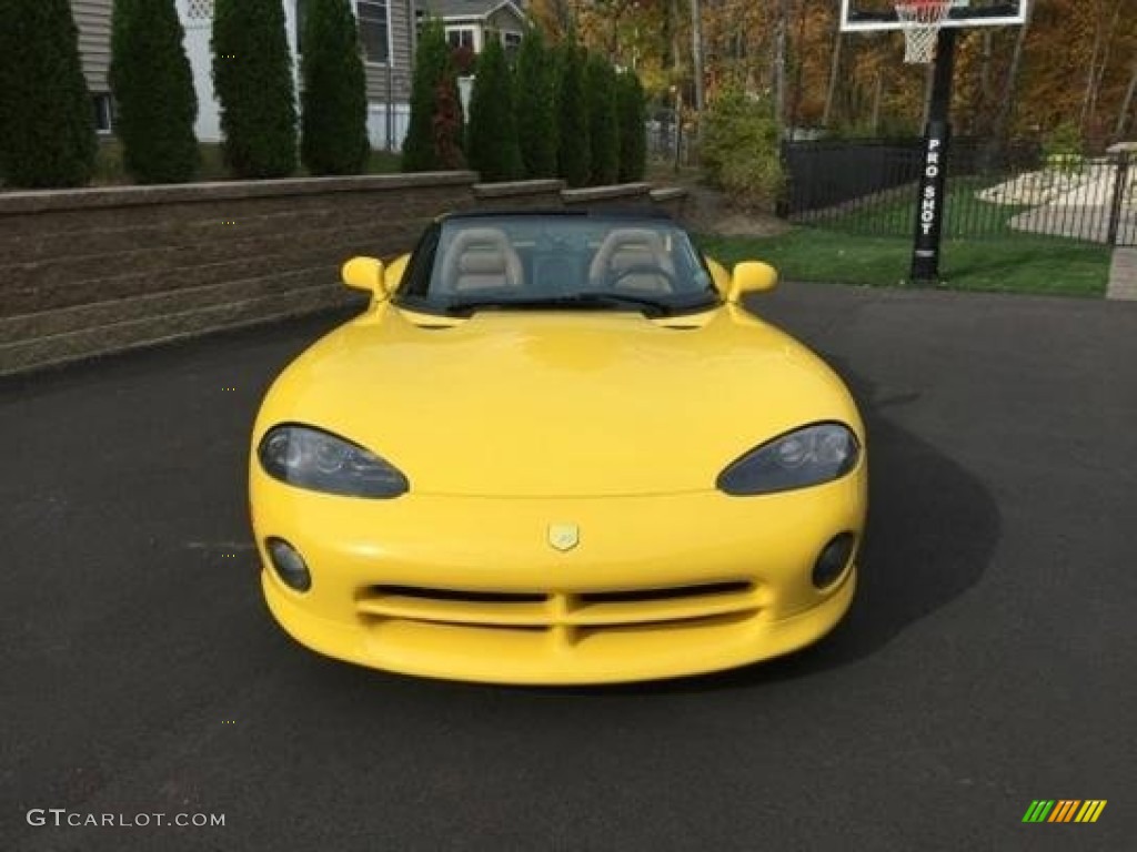 1995 Viper RT-10 - Viper Bright Yellow / Tan photo #2