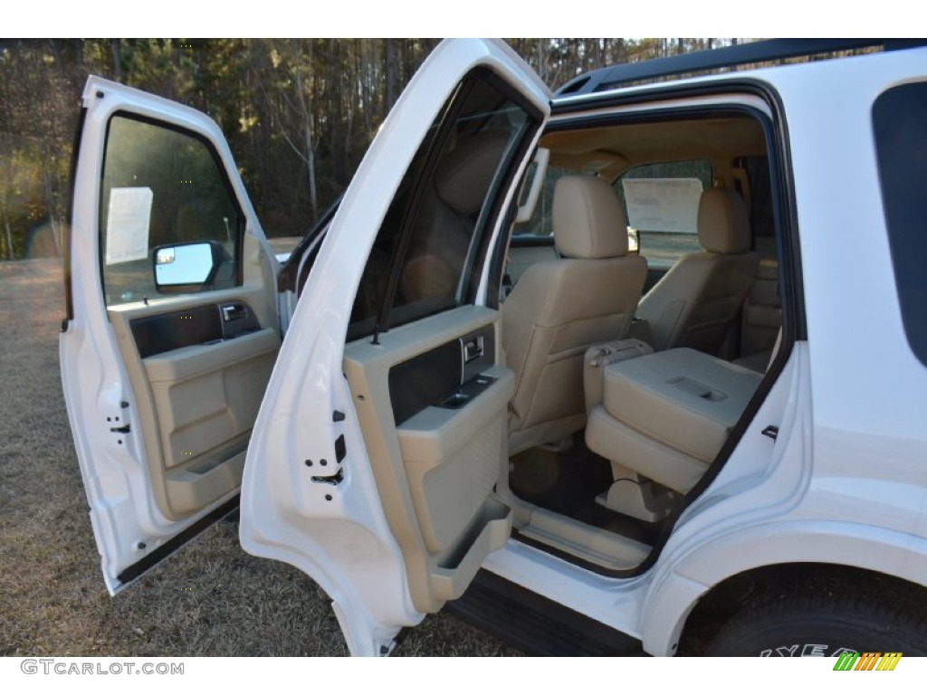 2015 Expedition XLT 4x4 - Oxford White / Dune photo #12