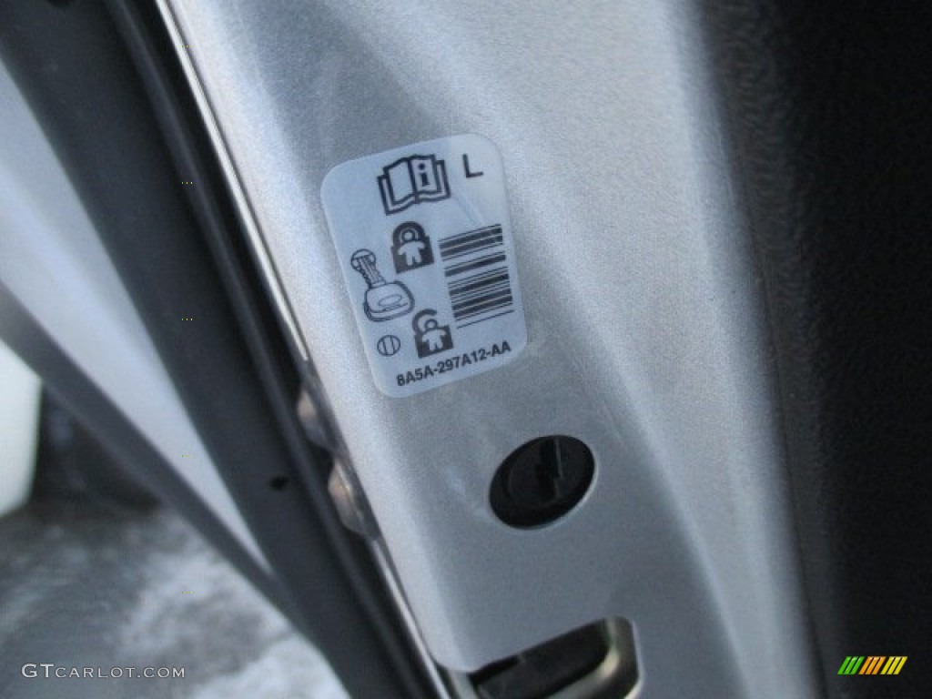 2010 MKS AWD - Ingot Silver Metallic / Charcoal Black/Fine Line Ebony photo #27