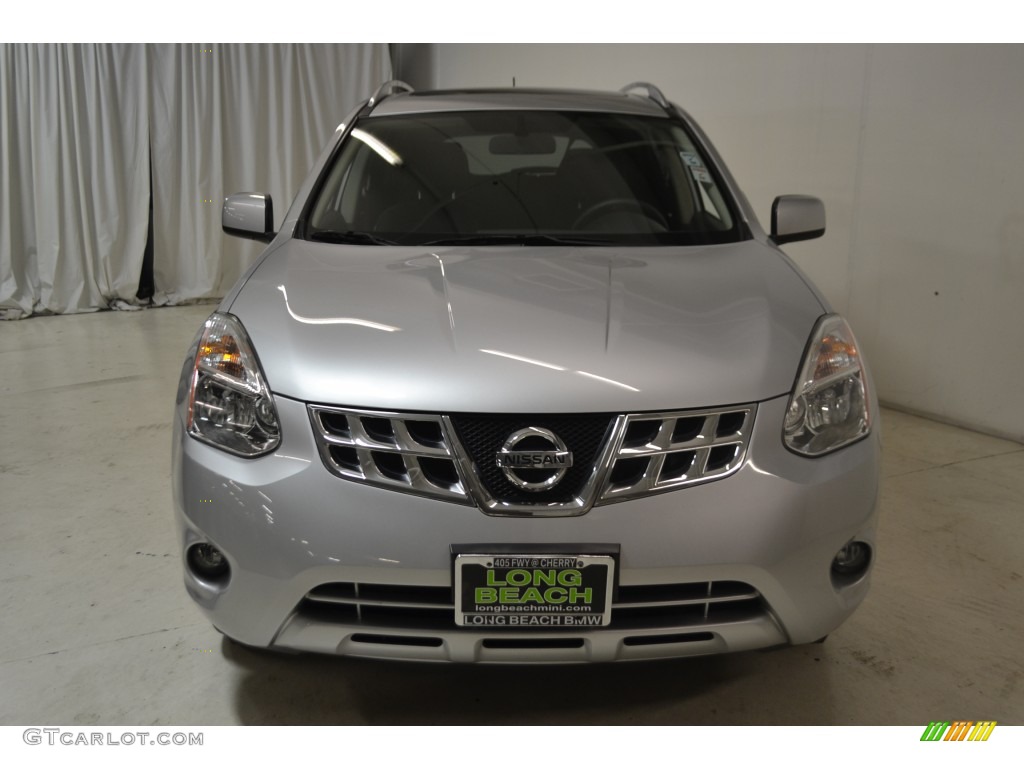 2011 Rogue SV - Silver Ice Metallic / Black photo #4