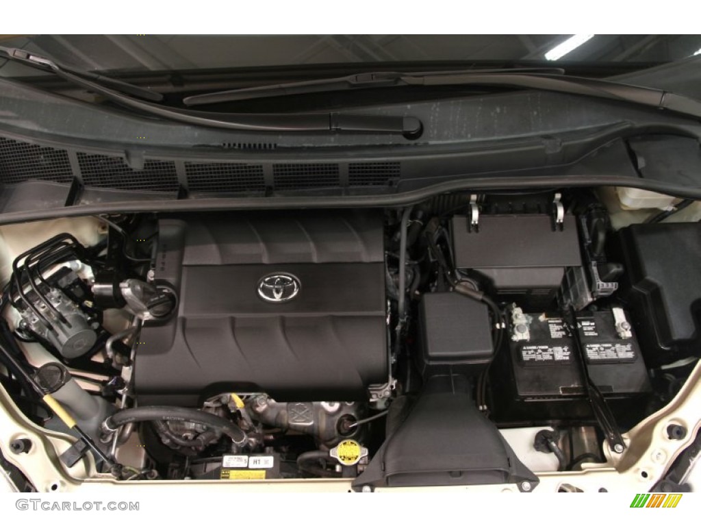 2012 Toyota Sienna XLE AWD Engine Photos