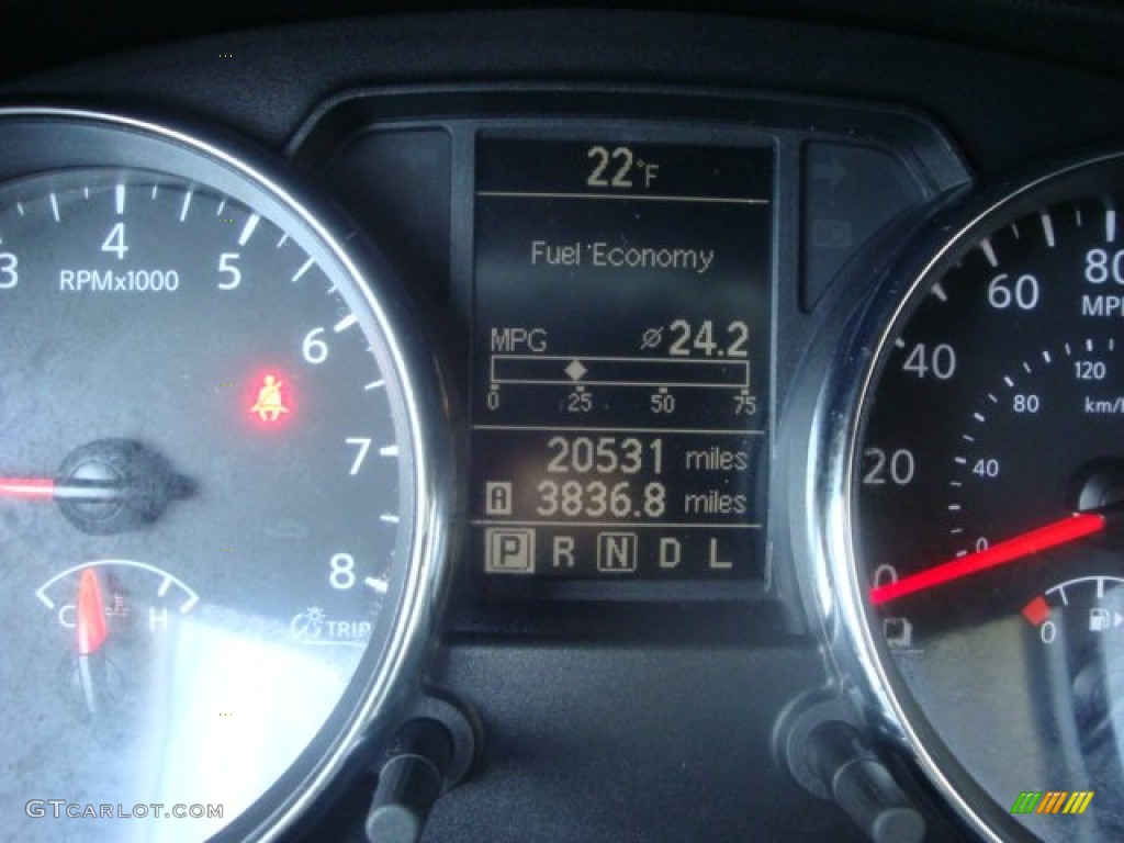 2011 Rogue S AWD - Gotham Gray Metallic / Black photo #10