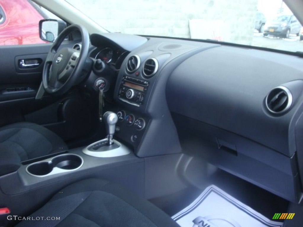 2011 Rogue S AWD - Gotham Gray Metallic / Black photo #18