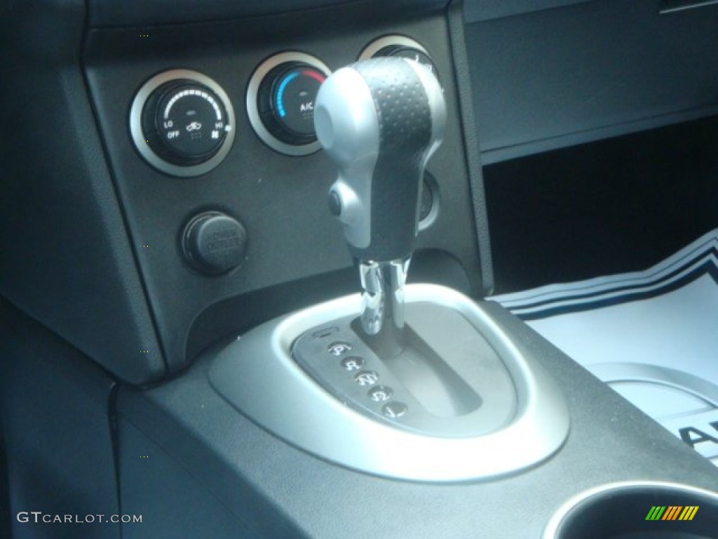 2011 Rogue S AWD - Gotham Gray Metallic / Black photo #22