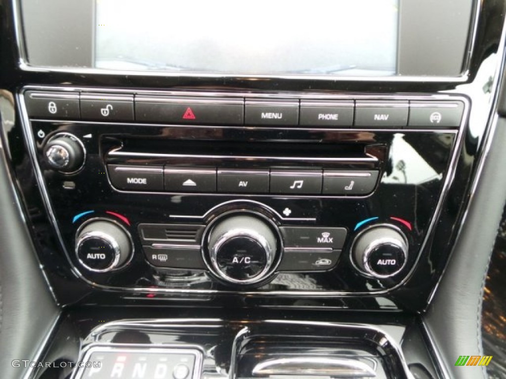 2015 Jaguar XJ XJL Portfolio Controls Photo #100586705