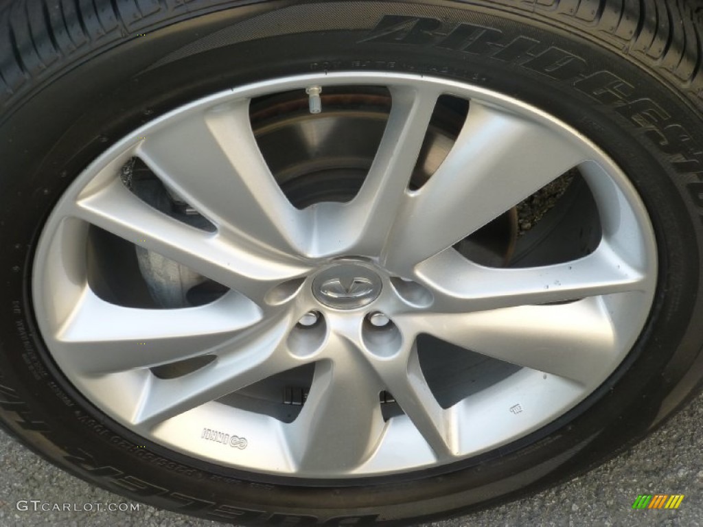 2014 QX70 AWD - Liquid Platinum / Graphite photo #18
