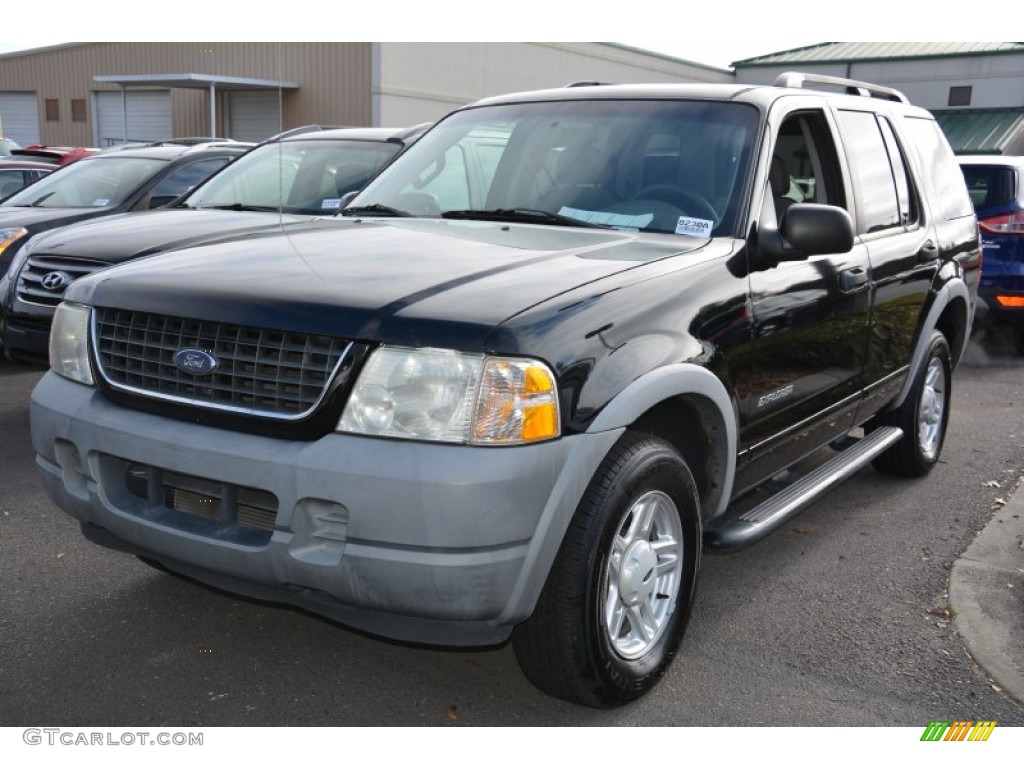 2002 Explorer XLS 4x4 - Black Clearcoat / Graphite photo #6