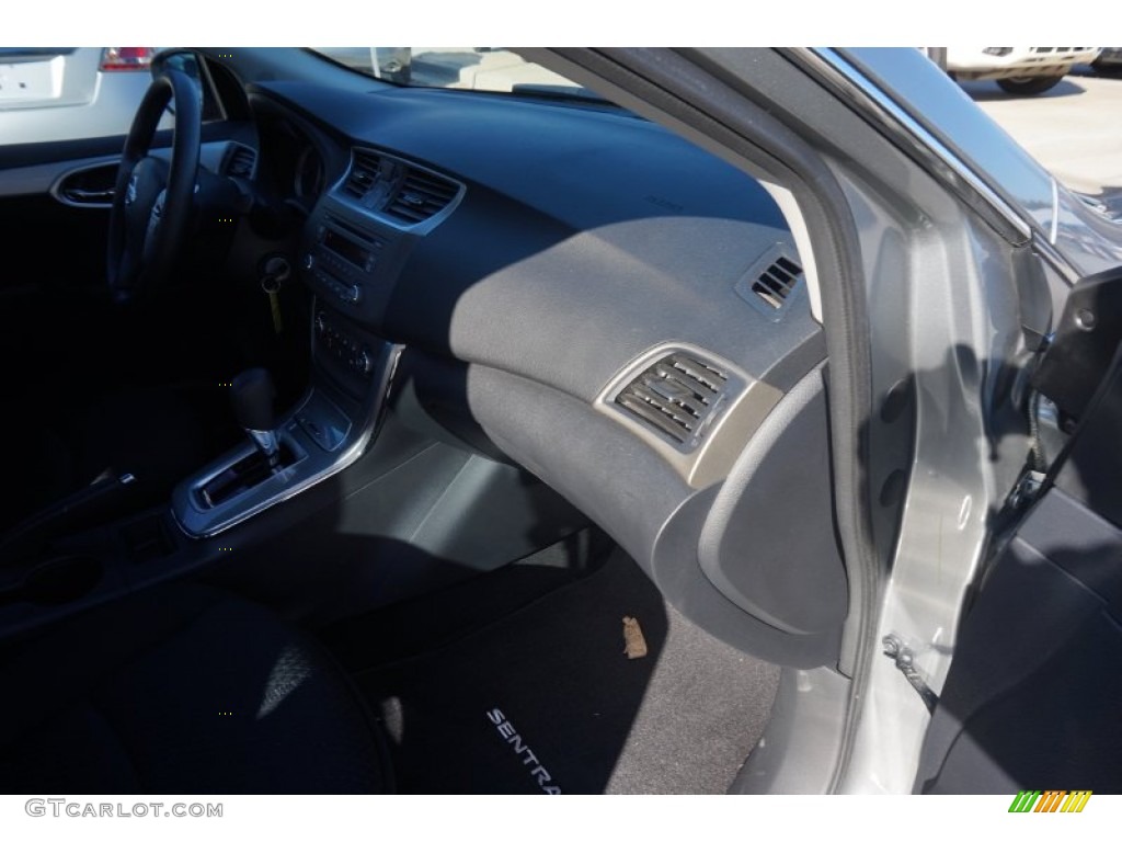 2014 Sentra SV - Brilliant Silver / Charcoal photo #15