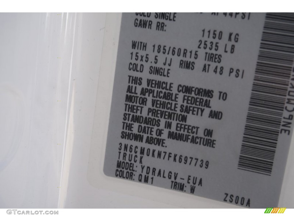 2015 Nissan NV200 SV Color Code Photos
