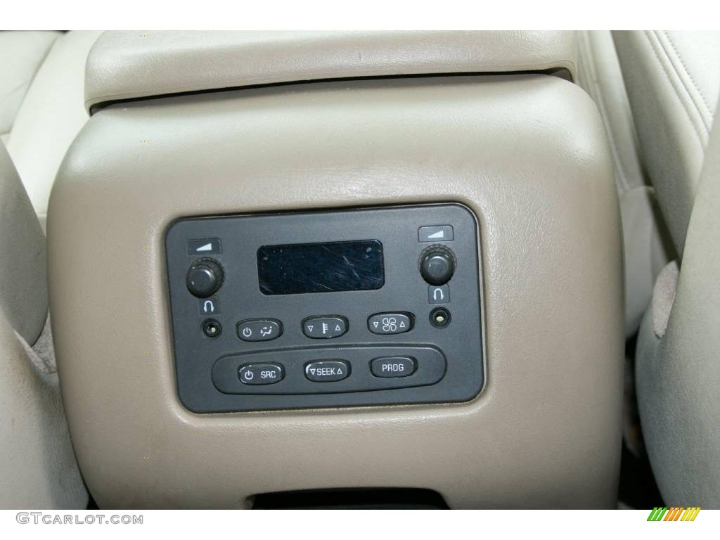 2003 Suburban 1500 LT 4x4 - Redfire Metallic / Tan/Neutral photo #22