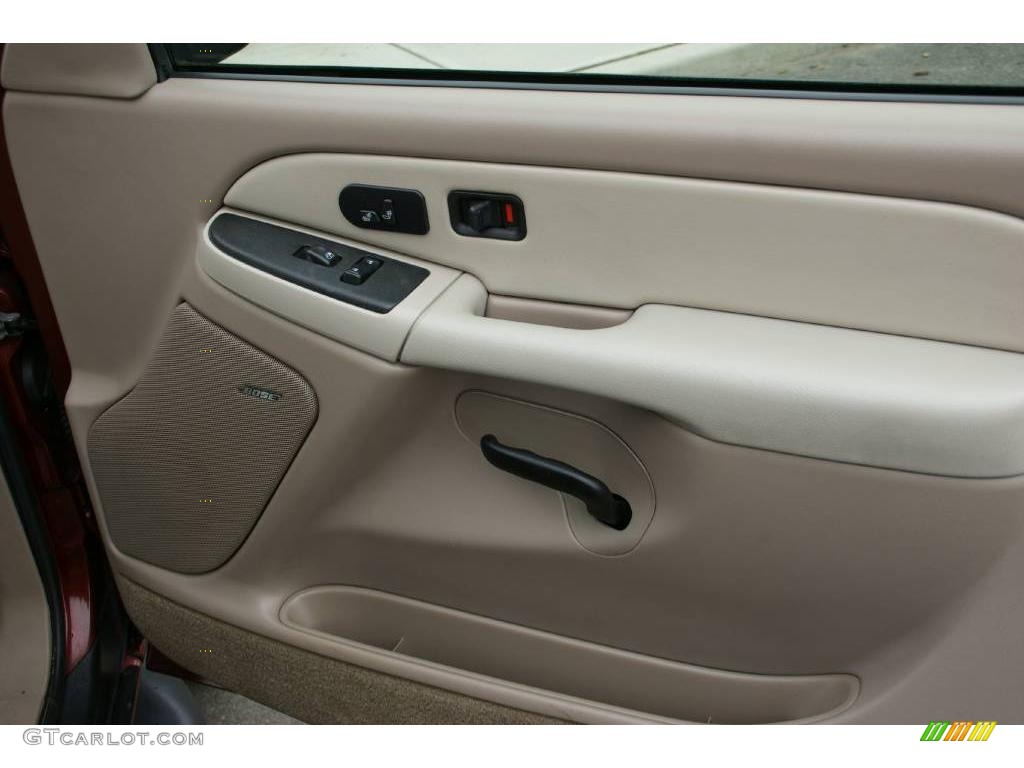 2003 Suburban 1500 LT 4x4 - Redfire Metallic / Tan/Neutral photo #27