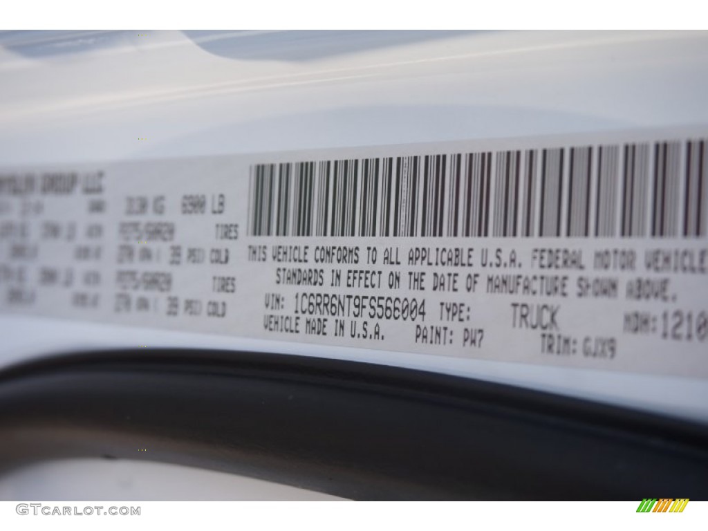 2015 1500 Laramie Crew Cab - Bright White / Black photo #10