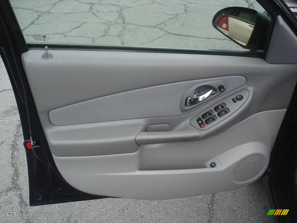2005 Malibu Sedan - Dark Blue Metallic / Gray photo #6