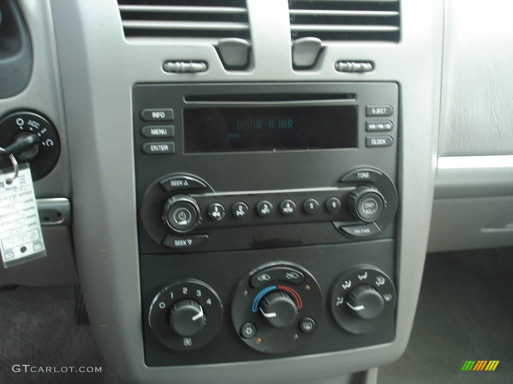 2005 Malibu Sedan - Dark Blue Metallic / Gray photo #22