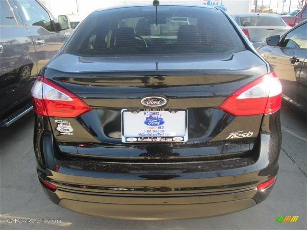 2015 Fiesta S Sedan - Tuxedo Black Metallic / Charcoal Black photo #7