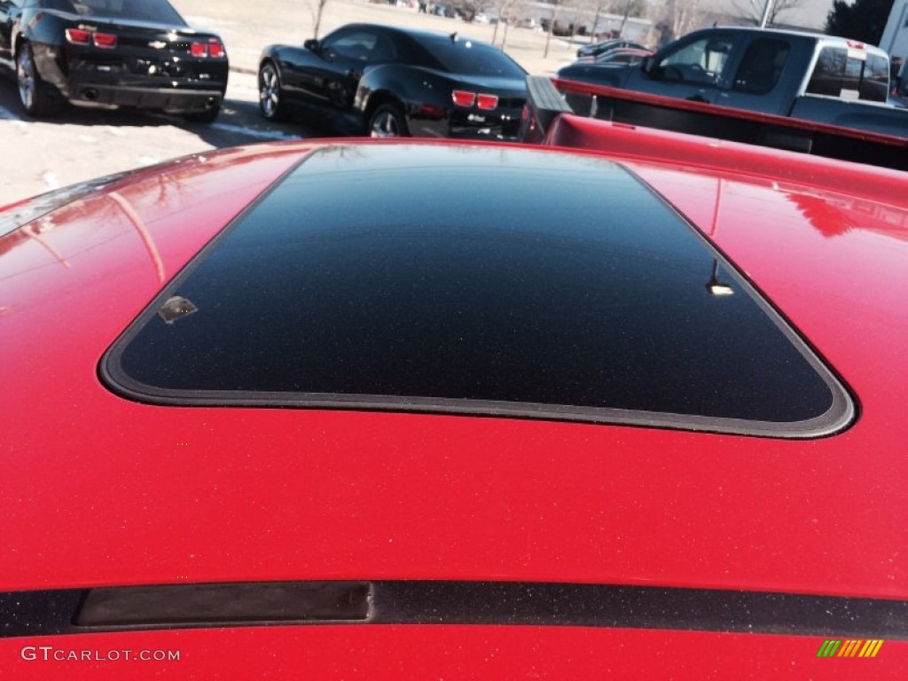 2009 G8 GT - Liquid Red / Onyx/Red photo #4
