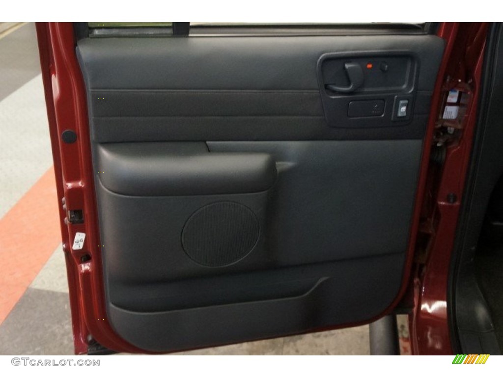 2003 S10 LS Crew Cab 4x4 - Dark Cherry Red Metallic / Graphite photo #15
