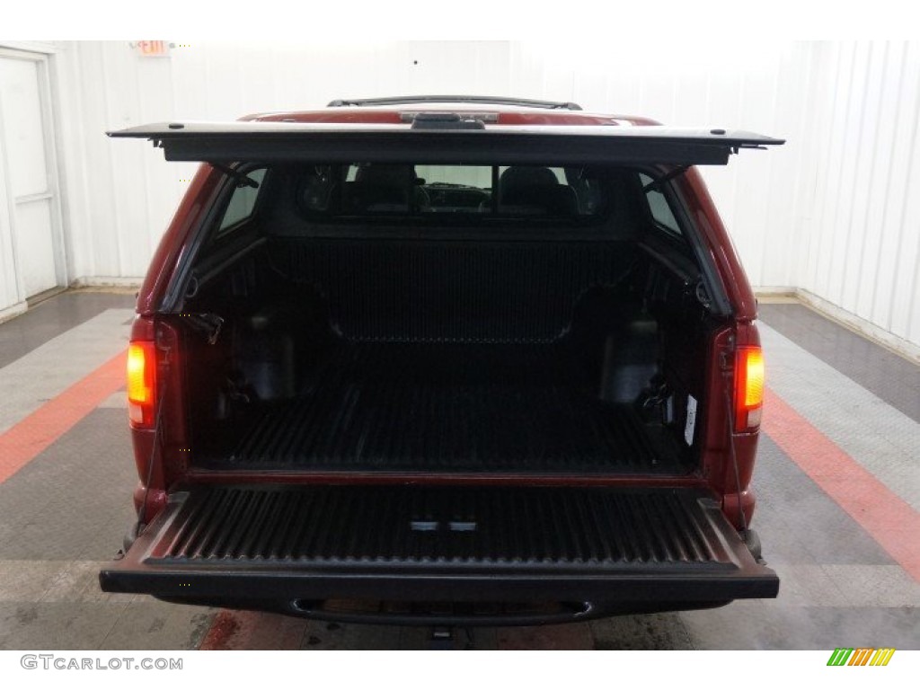 2003 S10 LS Crew Cab 4x4 - Dark Cherry Red Metallic / Graphite photo #18