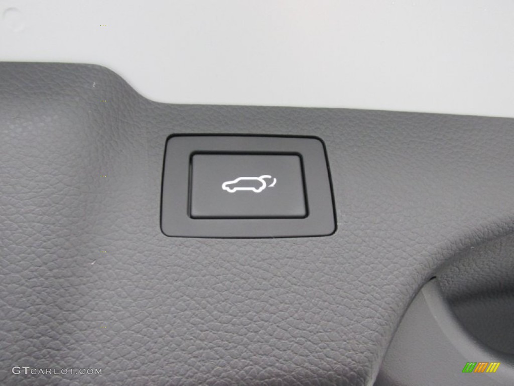 2015 Santa Fe Sport 2.0T - Sparkling Silver / Gray photo #19