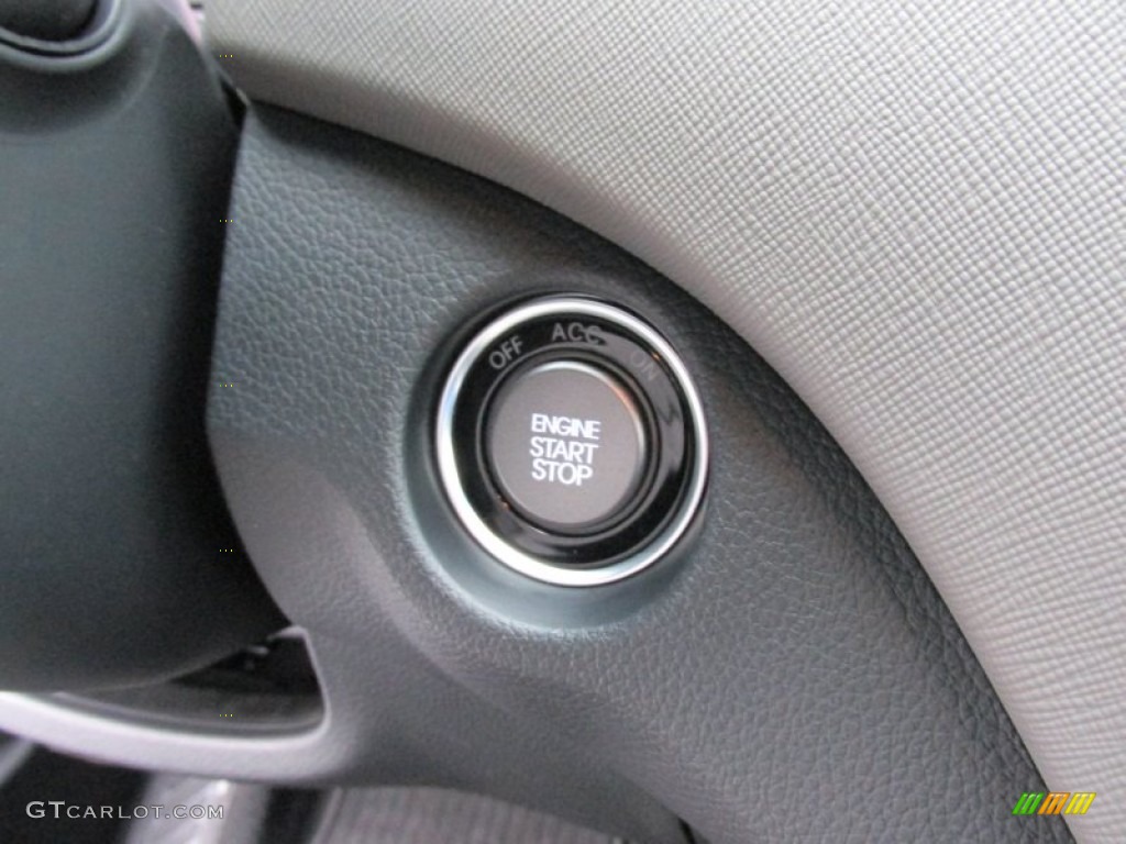 2015 Santa Fe Sport 2.0T - Sparkling Silver / Gray photo #30