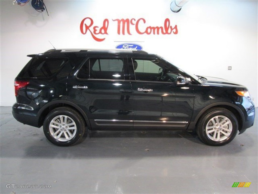 2015 Explorer XLT - Dark Side / Medium Light Stone photo #9