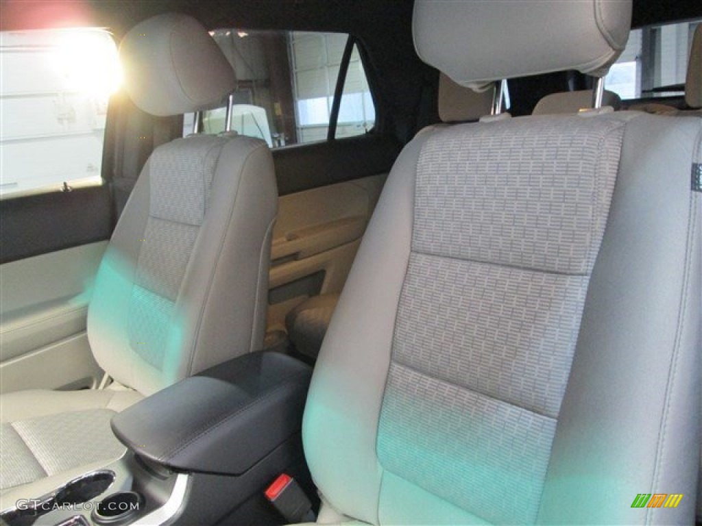 2015 Explorer XLT - Dark Side / Medium Light Stone photo #10