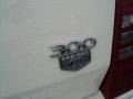 Cool Vanilla - 300 C HEMI Photo No. 3