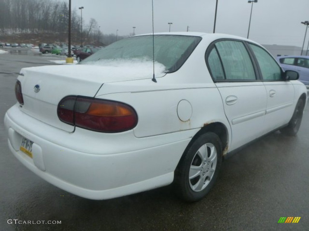 2001 Malibu Sedan - Bright White / Neutral photo #4
