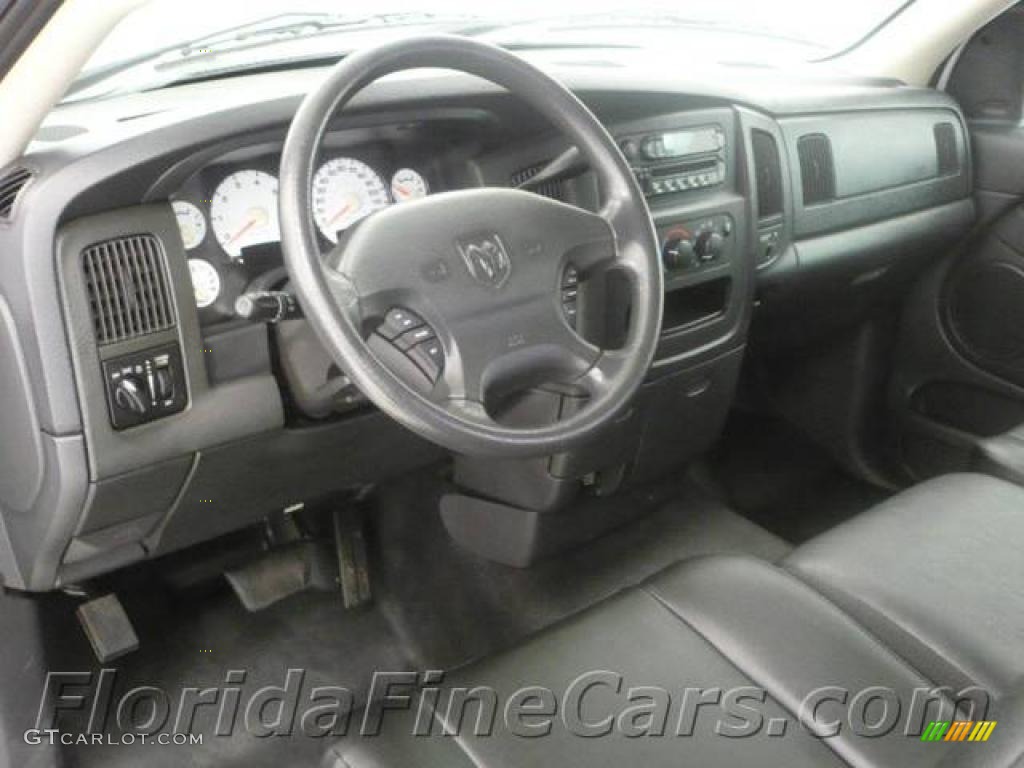 2003 Ram 1500 ST Regular Cab - Bright White / Dark Slate Gray photo #10