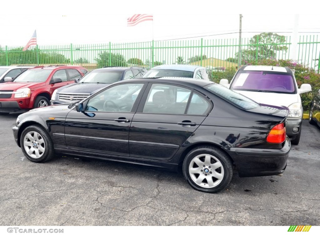 2002 3 Series 325i Sedan - Jet Black / Black photo #12