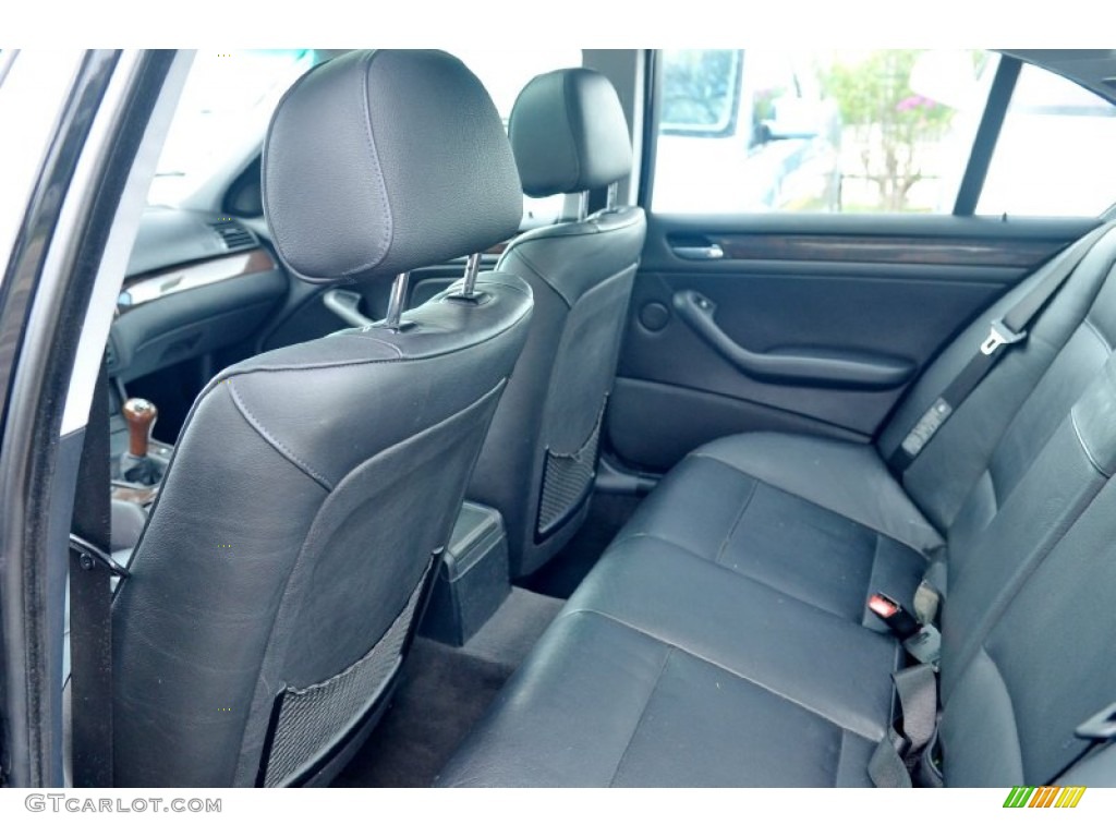 2002 BMW 3 Series 325i Sedan Rear Seat Photo #100633807