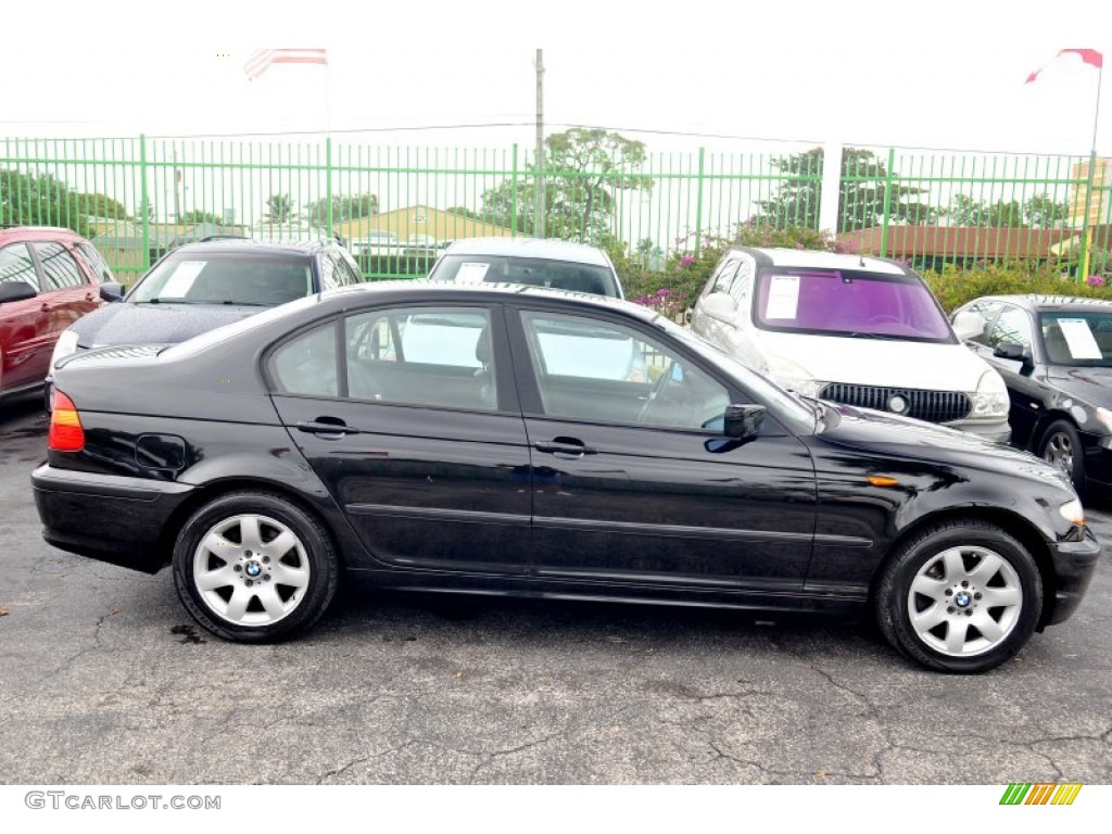 2002 3 Series 325i Sedan - Jet Black / Black photo #33