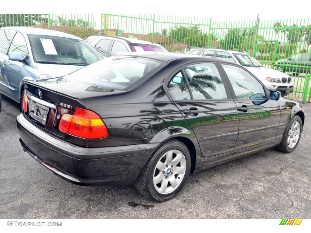 2002 3 Series 325i Sedan - Jet Black / Black photo #35