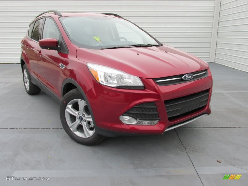 2015 Escape SE - Ruby Red Metallic / Medium Light Stone photo #2