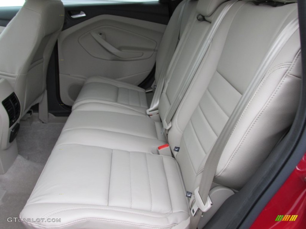 Medium Light Stone Interior 2015 Ford Escape SE Photo #100646081