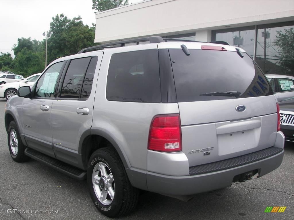 2002 Explorer XLT 4x4 - Silver Frost Metallic / Midnight Grey photo #4