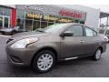 Titanium 2015 Nissan Versa 1.6 SV Sedan