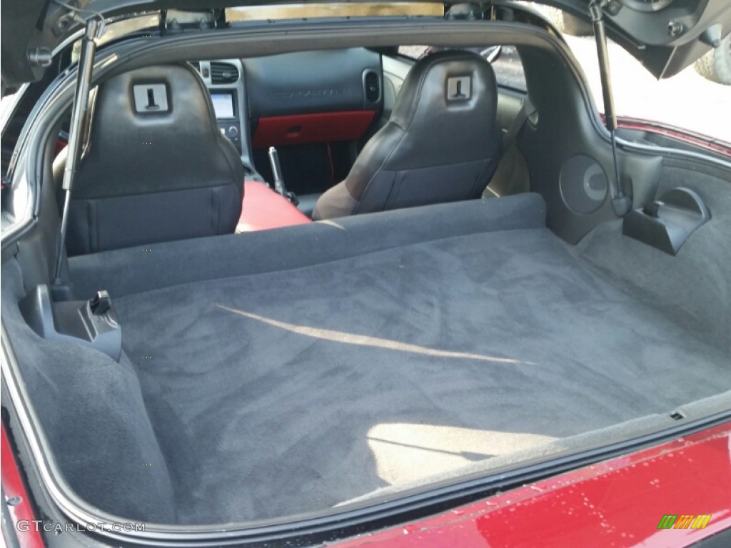 2006 Chevrolet Corvette Coupe Trunk Photo #100661258